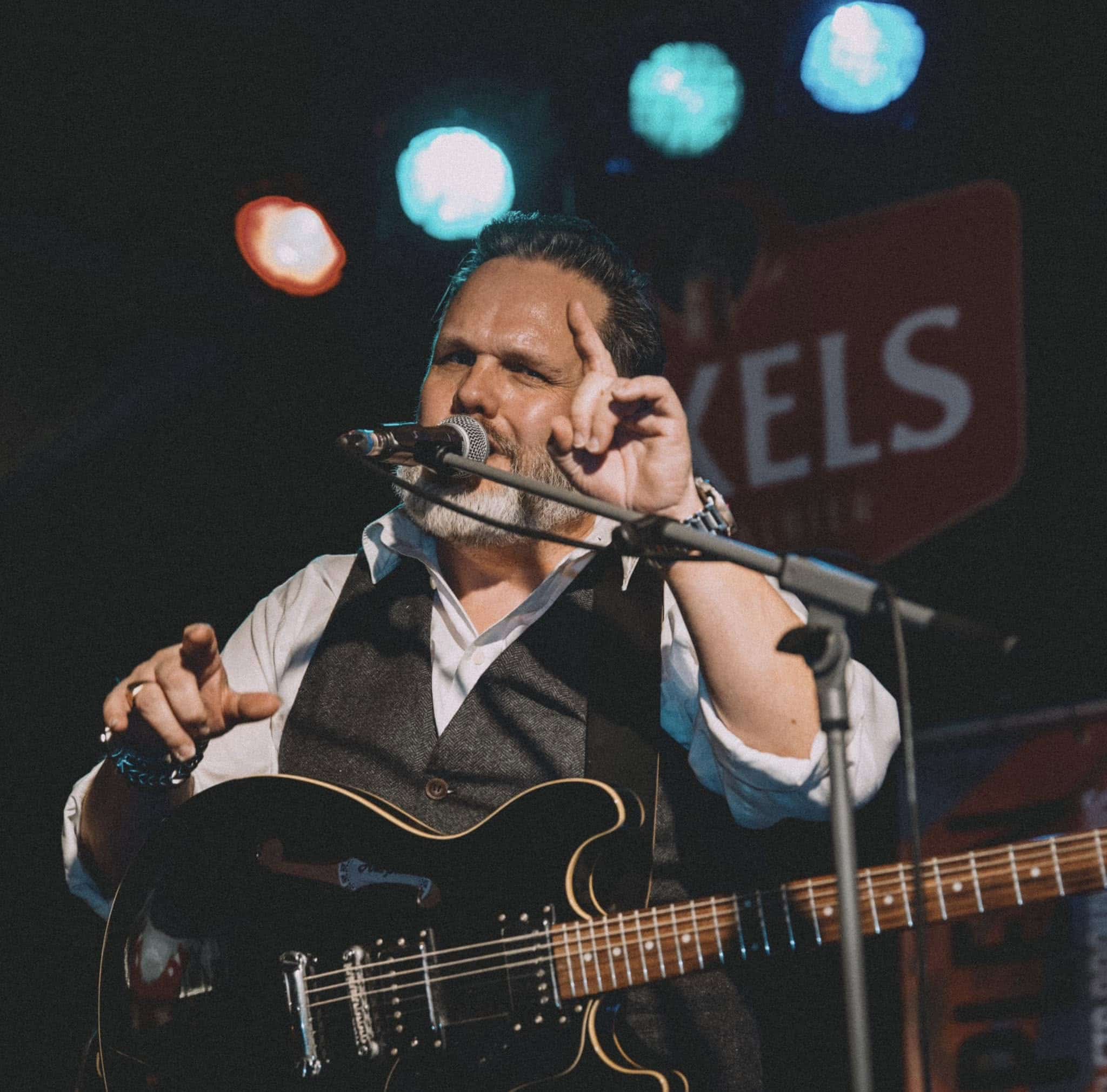 Kars & The Roots Disciples - 10 januari 2026 - De Noviteit – Monster